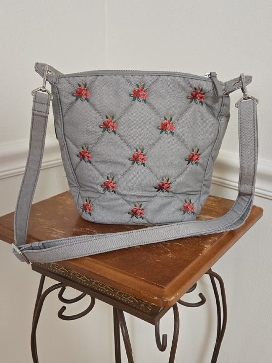 Vera Bradley Handbags - Vera Bradley Quilted Gray Crossbody with Red Floral Embroidery